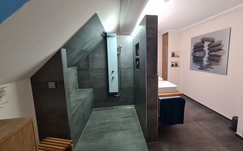 Teaser-Bild Duschbad bei Weber & Reil